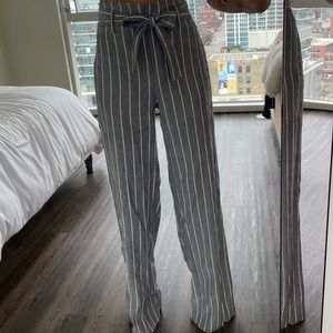 Wide leg pants